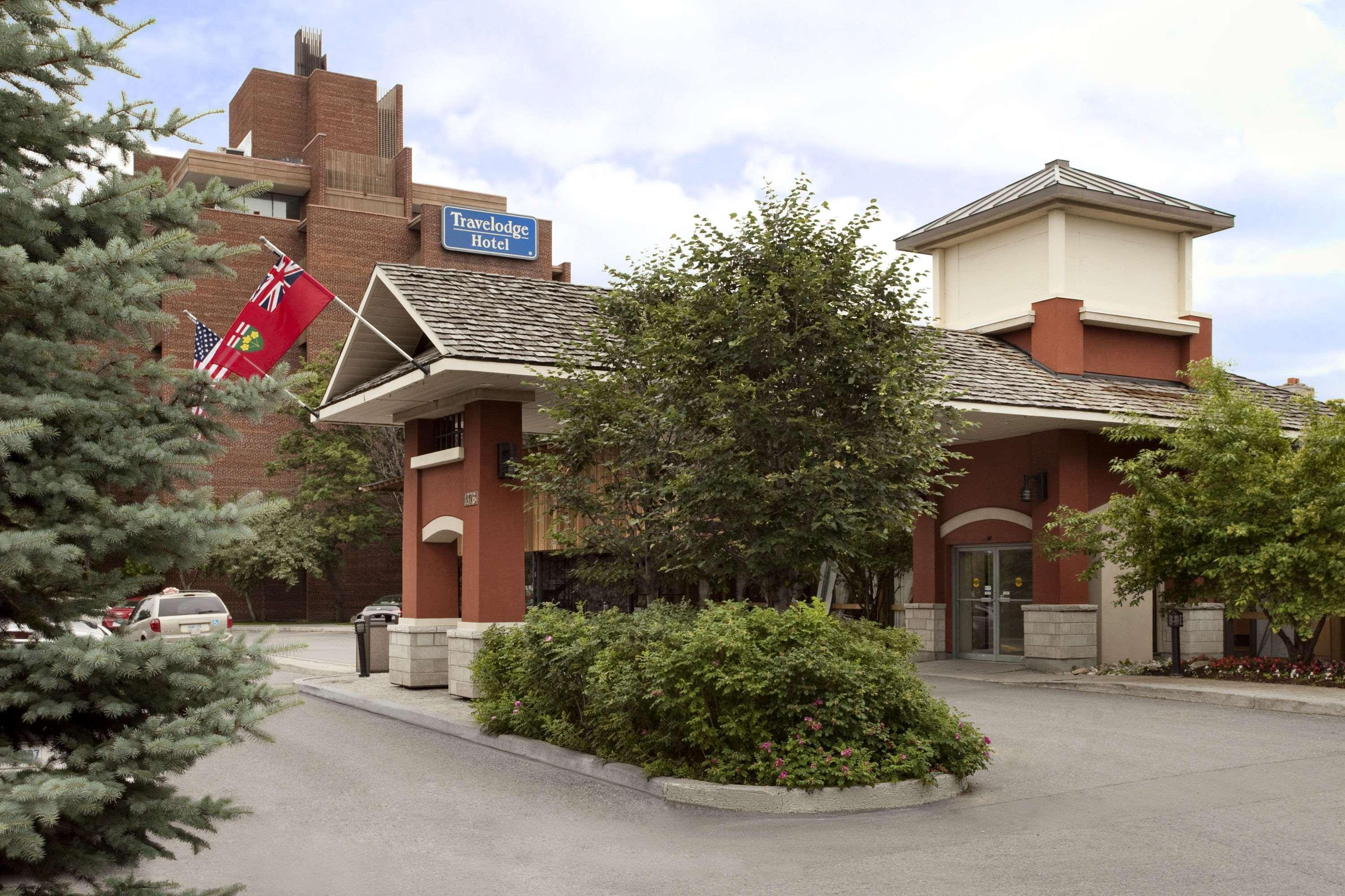 Travelodge By Wyndham Ottawa West Ngoại thất bức ảnh