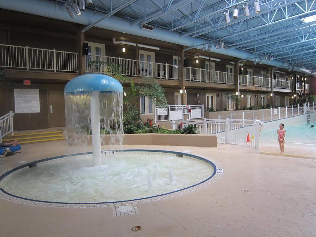 Travelodge By Wyndham Ottawa West Ngoại thất bức ảnh
